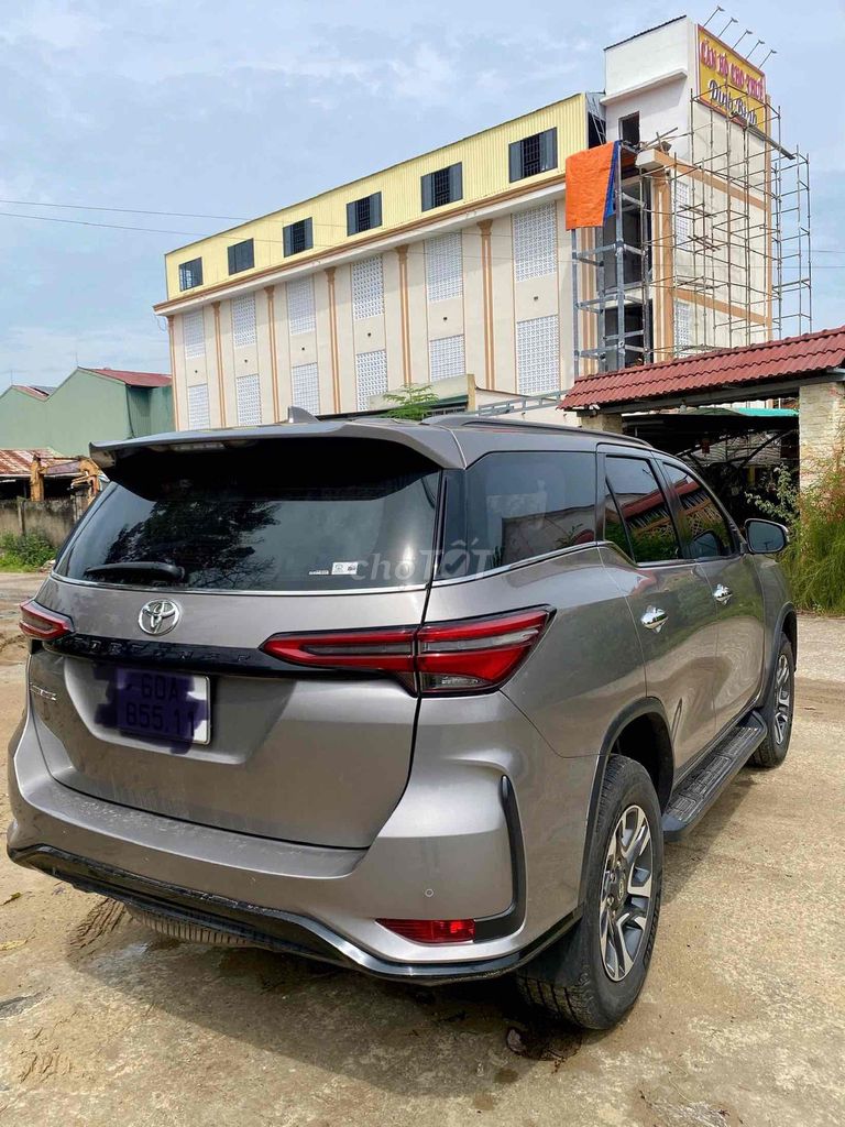Toyota Fortuner Legender 2021 Xám. Mua bán Ô tô tại Huyện Định Quán Đồng Nai được đăng bởi Hoang hình 2