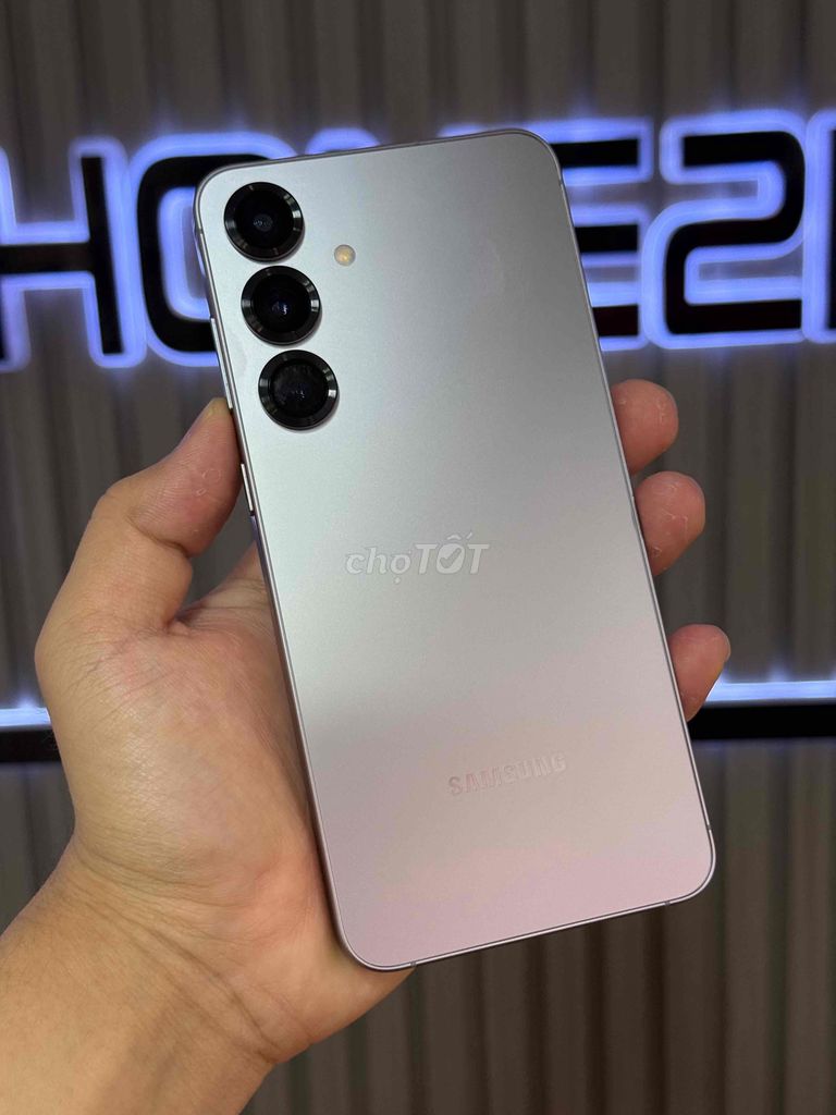 Samsung S25Plus 512GB SSVN Xám 99%. Mua bán Điện thoại tại Quận 3 Tp Hồ Chí Minh được đăng bởi Phone2Hand hình 1
