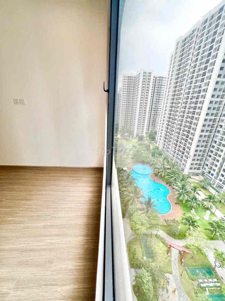 HOA HẬU ORIGAMI 2PN GIÁ CHẤN ĐỘNG S6 2,560