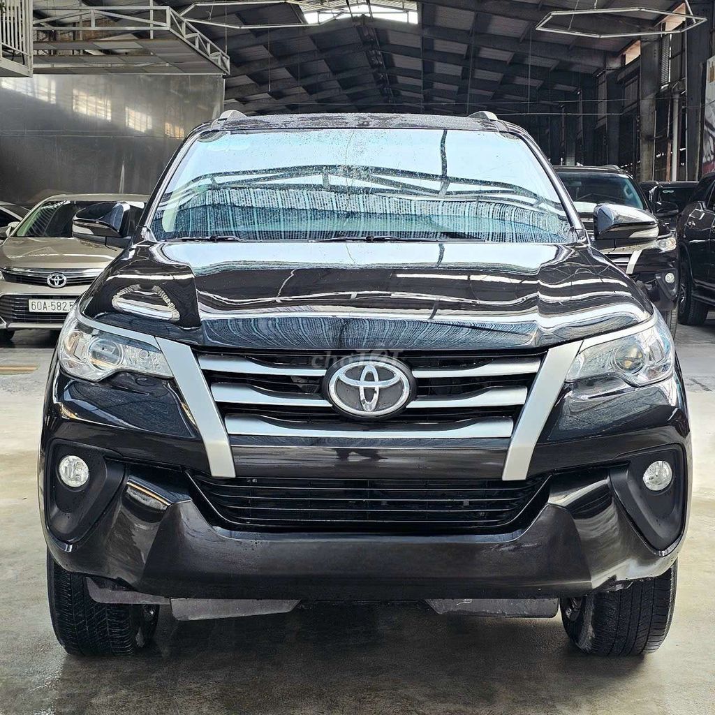 Bán gấp Toyota Fortuner 2017 2.4G nhập Indonesia