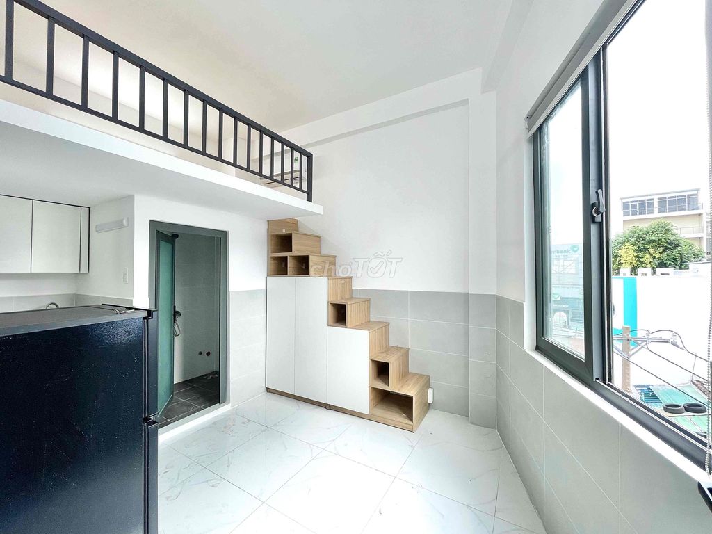Căn hộ Gác Cửa Sổ _ Ngay Ngã Tư Thủ Đức