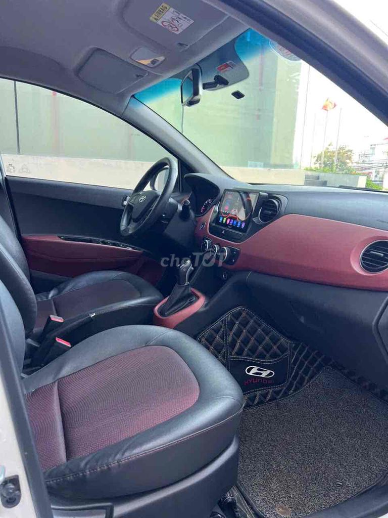 Hyundai Grand i10 2018 1.2 AT - 46000 km. Mua bán Ô tô tại Quận Ninh Kiều Cần Thơ được đăng bởi Thái Thanh hình 4