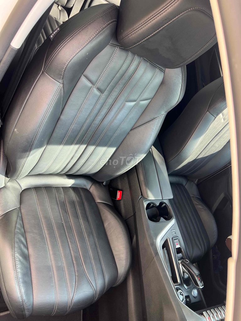 Peugeot 5008 2018 1.6L Turbo - 90000 km. Mua bán Ô tô tại Quận 8 Tp Hồ Chí Minh được đăng bởi Sơn Nguyễn  hình 13