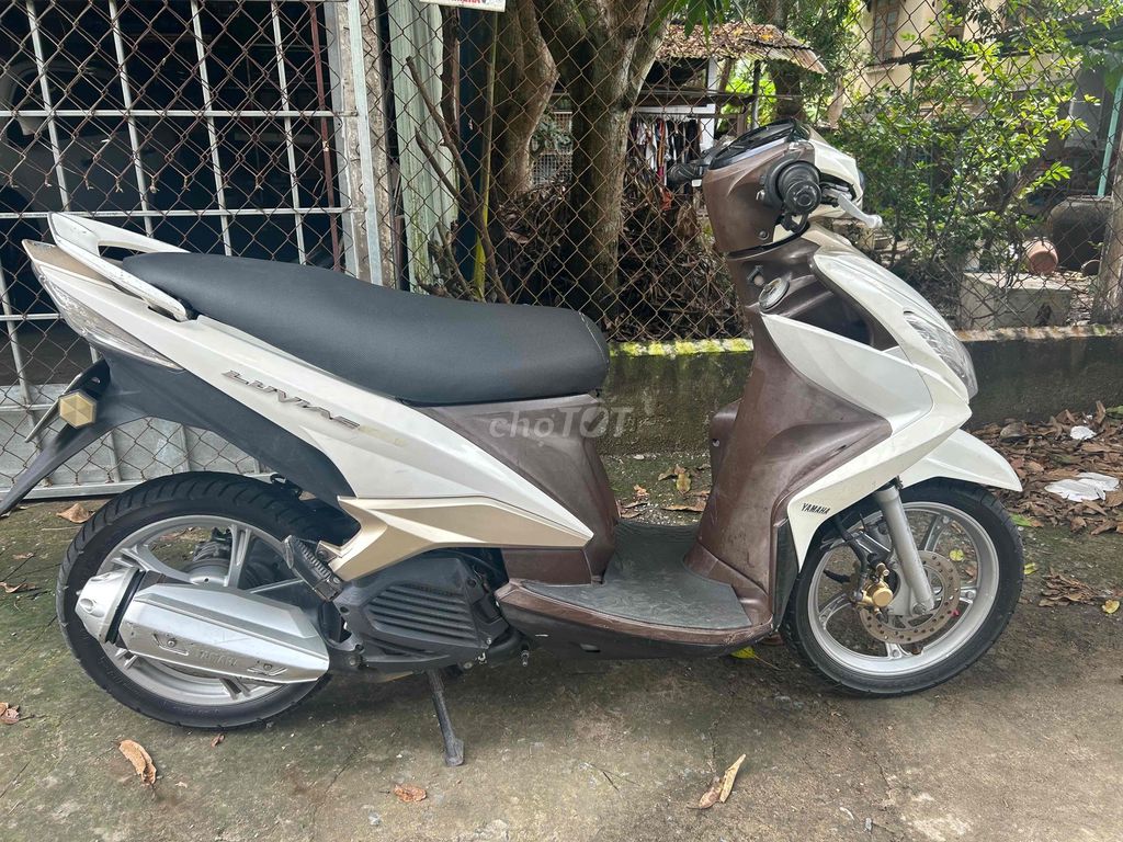 Luvias 125fi máy mạnh êm. Mua bán Xe máy tại Thành phố Mỹ Tho Tiền Giang được đăng bởi Trân Phong hình 6