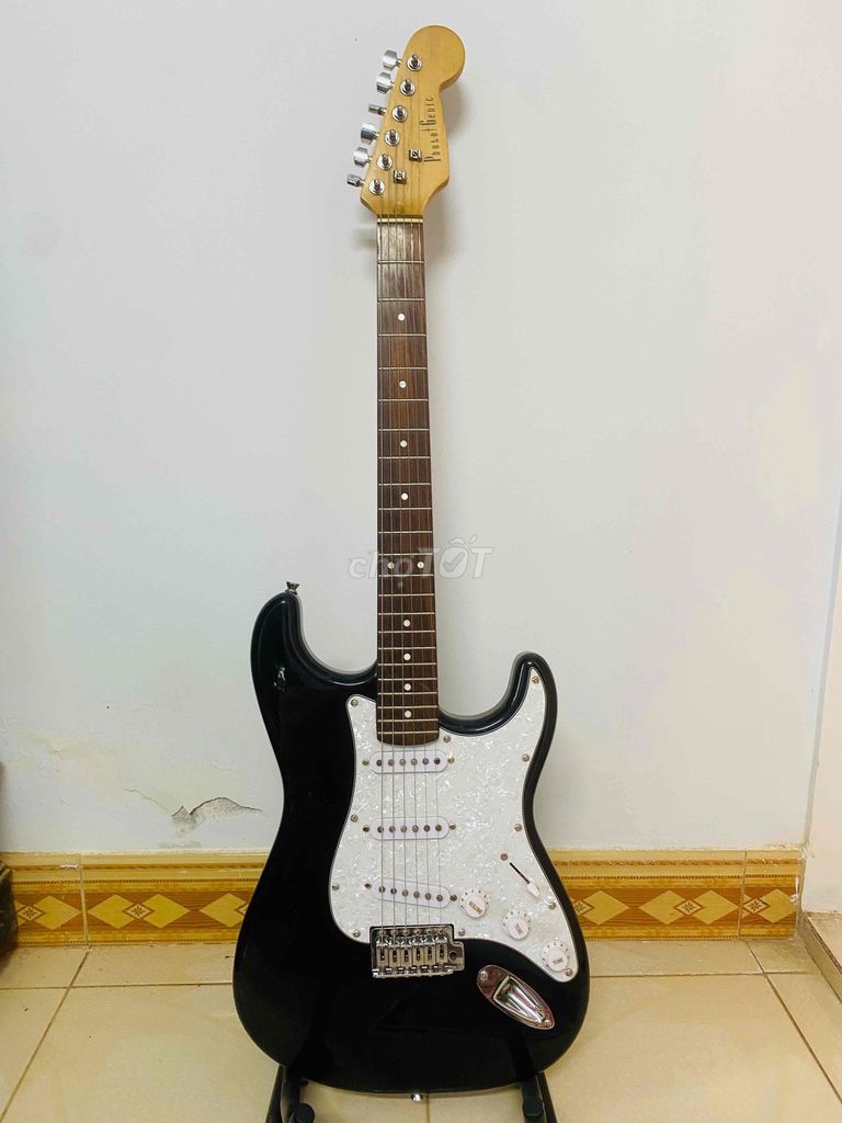 Đàn guitar điện Photogenic Đen cho người mới bắt đ. Mua bán Nhạc cụ tại Thành phố Huế Thừa Thiên Huế được đăng bởi Nguyễn Quốc Thanh hình 1
