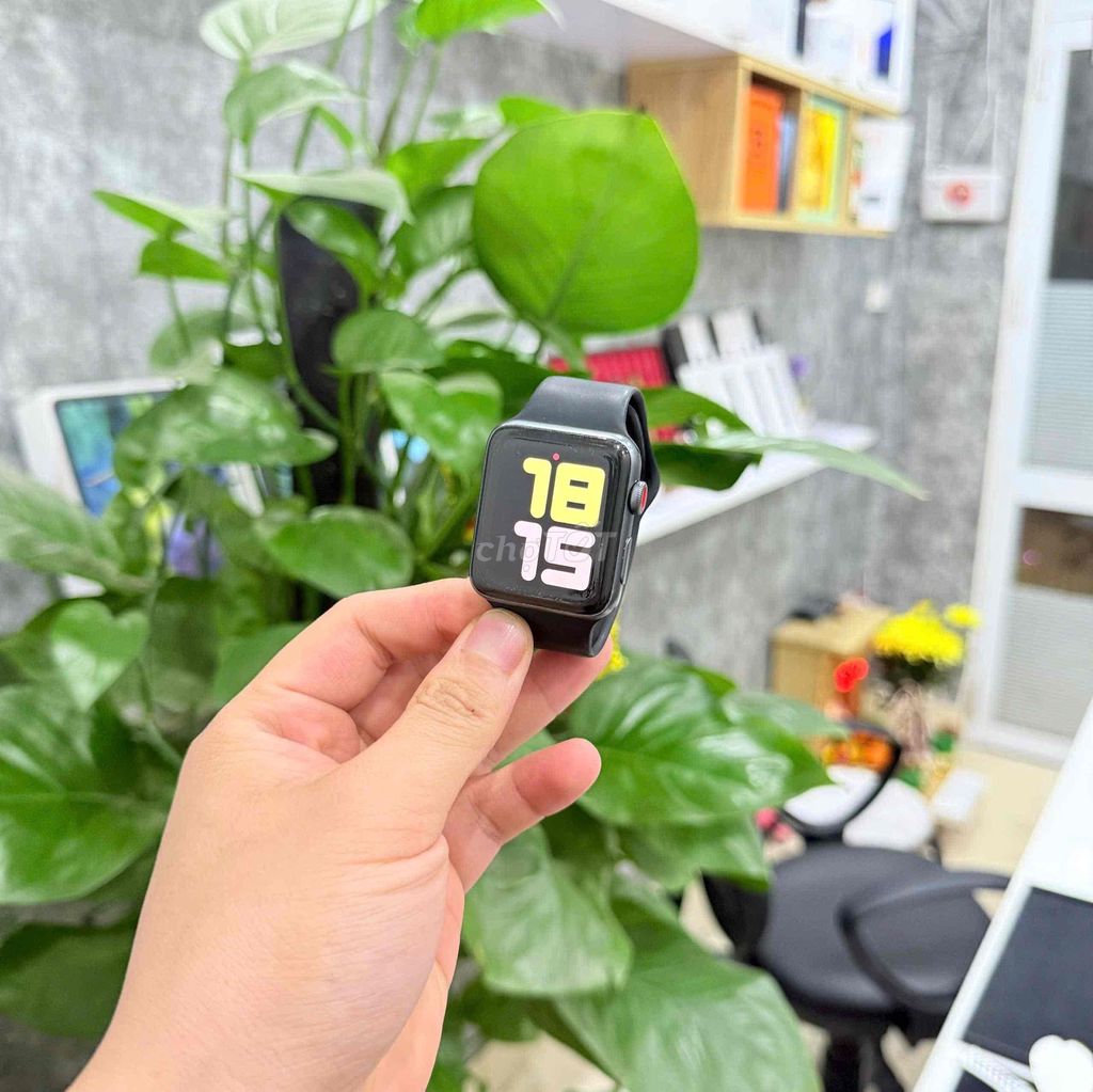 Đồng hồ thông minh S3 42mm Đen. Mua bán Thiết bị đeo thông minh tại Quận Thanh Xuân Hà Nội được đăng bởi Thu Trang hình 1