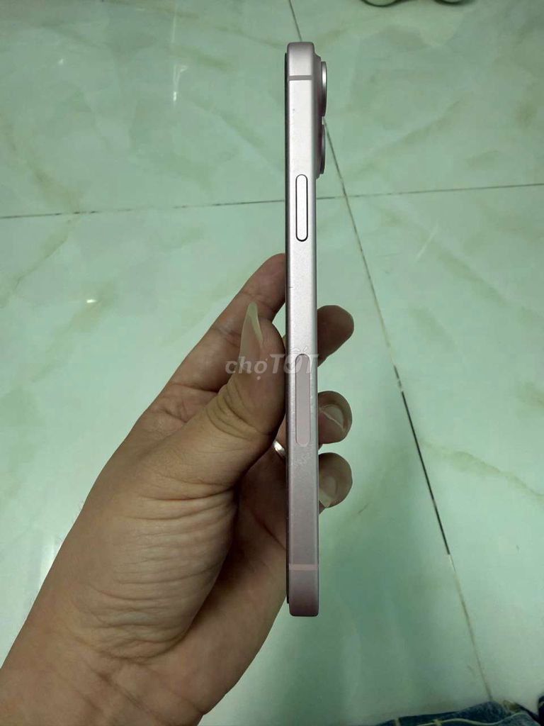 iPhone 15 Plus 128GB Hồng. Mua bán Điện thoại tại Quận Tân Phú Tp Hồ Chí Minh được đăng bởi Trần Minh Tuấn hình 1
