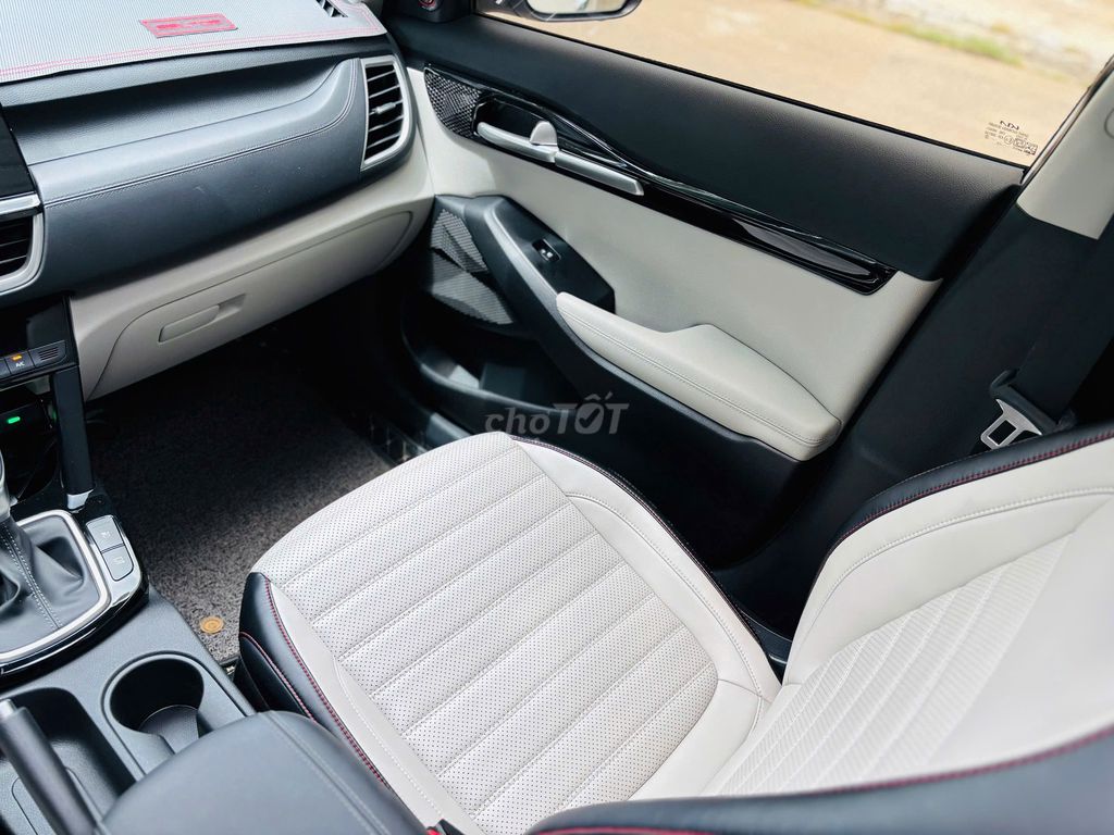 Kia Seltos 2023 1.4 Premium-33000km. Mua bán Ô tô tại Thành phố Dĩ An Bình Dương được đăng bởi Siêu Thị Ô Tô Bình Dương  hình 12