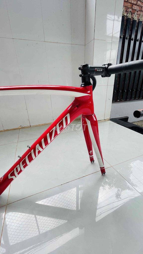 Khung xe đạp đua Specialized Tarmac Carbon Đỏ. Mua bán Xe đạp tại Huyện Châu Đức Bà Rịa - Vũng Tàu được đăng bởi Trương Đạo hình 6