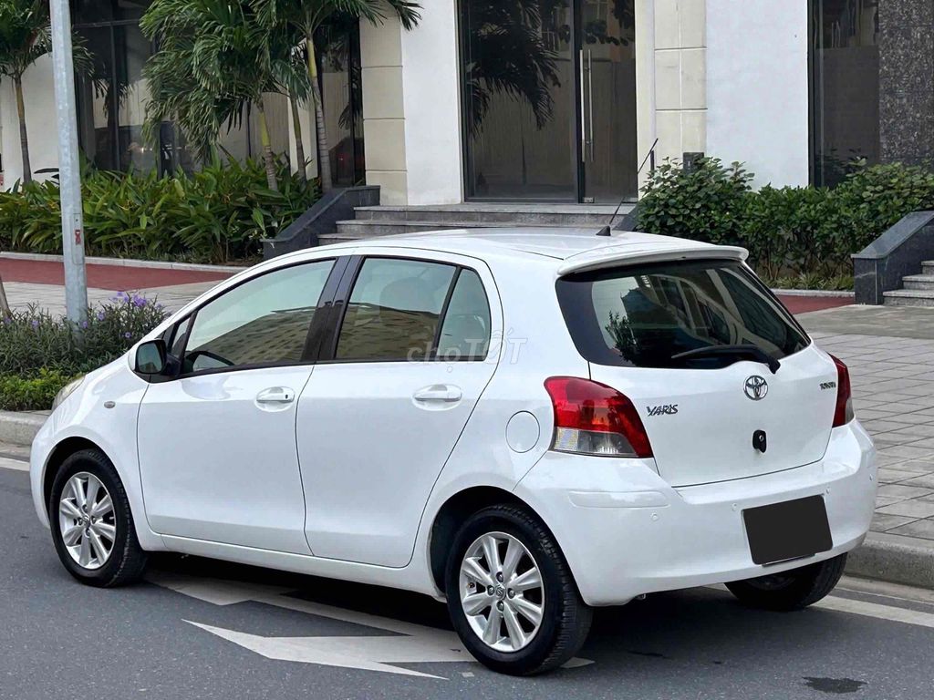 Toyota Yaris 1.3AT sx 2010 nhập Nhật siêu đẹp. Mua bán Ô tô tại Quận Cầu Giấy Hà Nội được đăng bởi Cao Quý hình 6