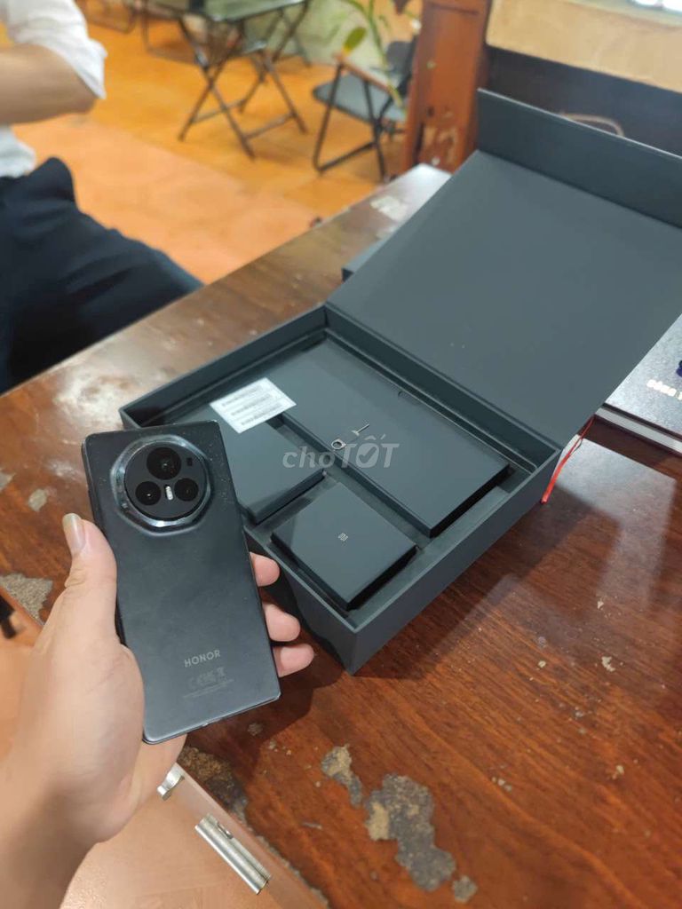 Honor Magic V3 512GB Đen Đã sử dụng. Mua bán Điện thoại tại undefined Bình Dương được đăng bởi LakMobile  hình 1