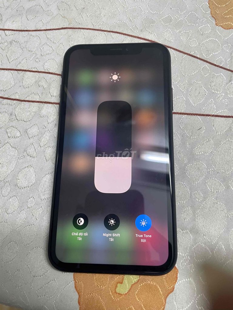 Apple iPhone XR 64GB Đen Đã sử dụng. Mua bán Điện thoại tại Quận Hoàn Kiếm Hà Nội được đăng bởi nguyễn trung kiên  hình 1