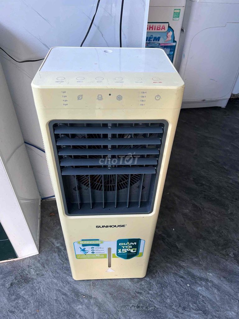 Quạt hơi nước Sunhouse Vàng kem Phím bấm điện tử. Mua bán Quạt tại Quận 1 Tp Hồ Chí Minh được đăng bởi Phạm Hoàng Trương hình 1