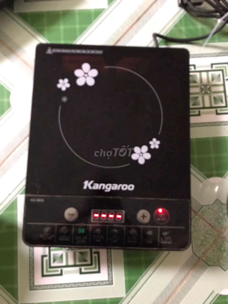 Bếp điện từ Kangaroo mặt kính Đen. Mua bán Bếp, lò, đồ điện nhà bếp tại Quận Cẩm Lệ Đà Nẵng được đăng bởi Trà My hình 1