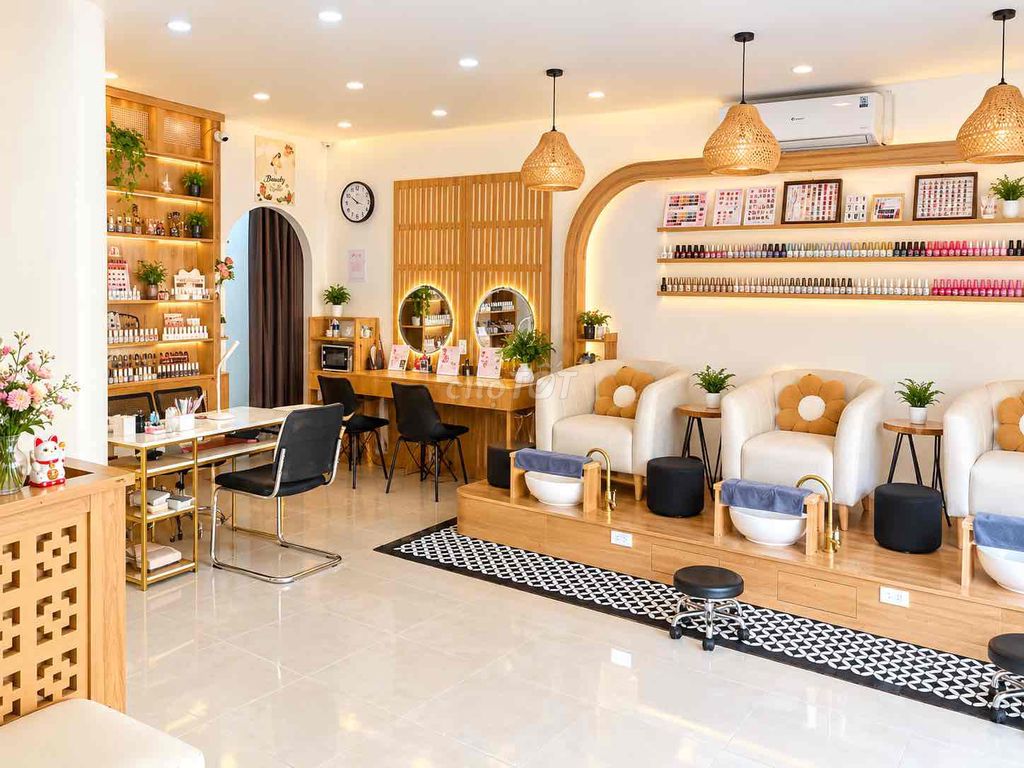 🔥🔥🔥 SANG NHƯỢNG TIỆM NAIL SPA GIÁ RẺ