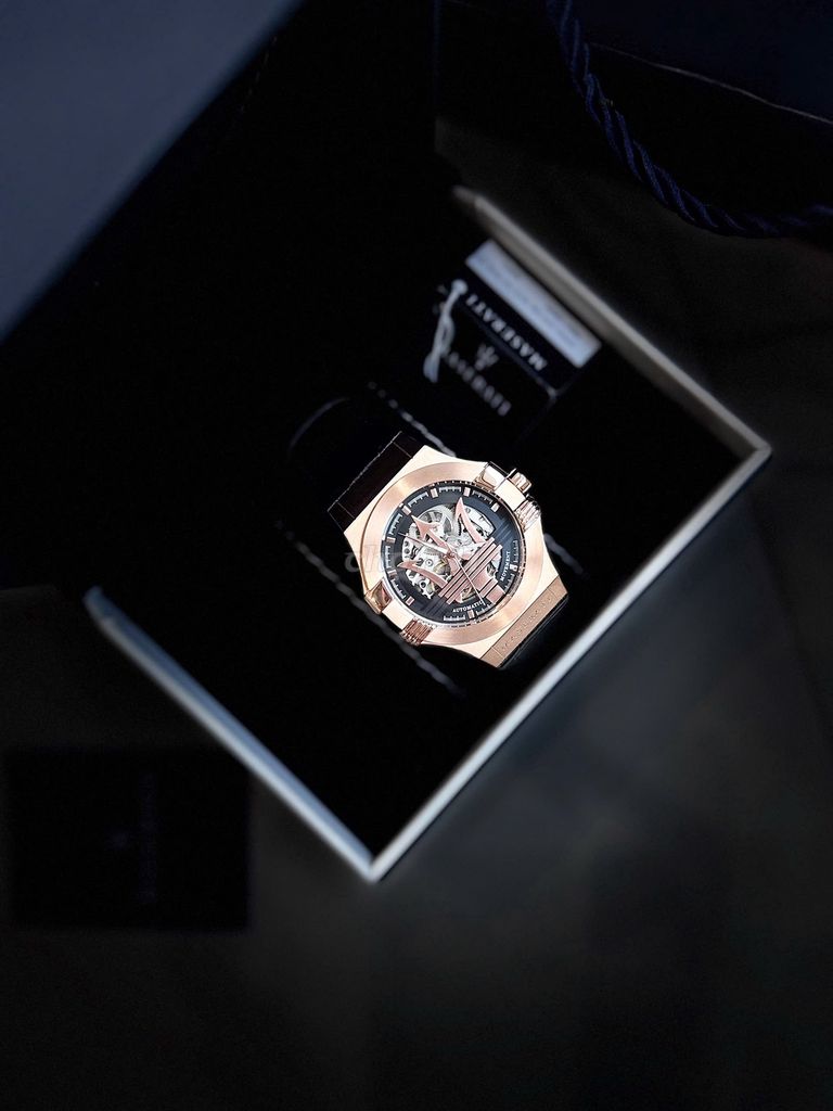 Đồng hồ MASERATI R8821108039 Potenza 42mm dây da .