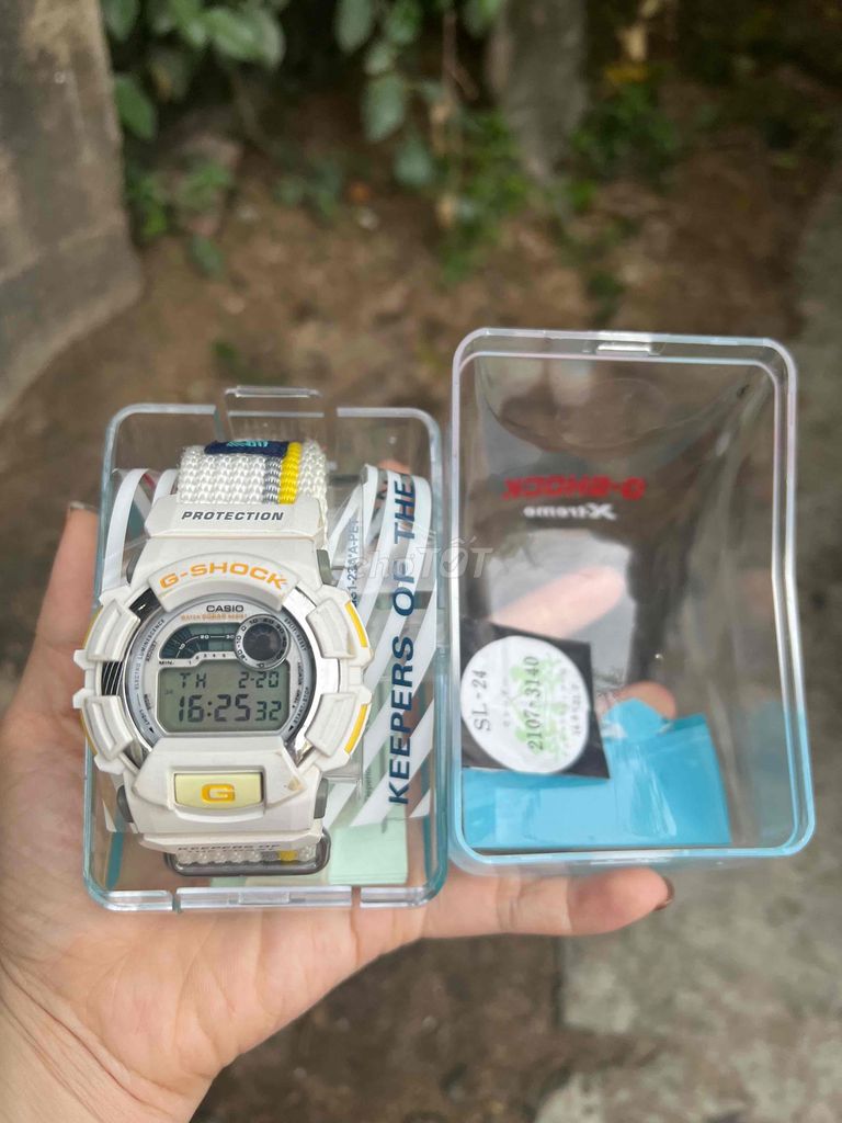 Đồng hồ casio G shock DW-9500