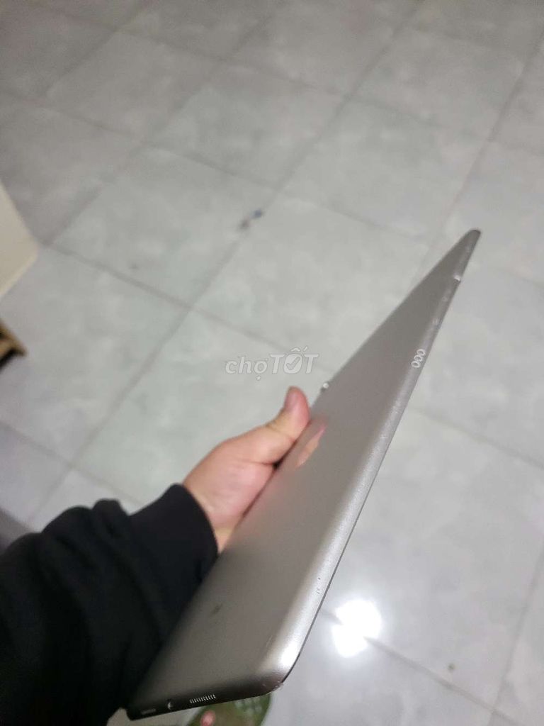 iPad Pro 10.5 inch 256GB Quốc tế 4G màn đẹp ko ám