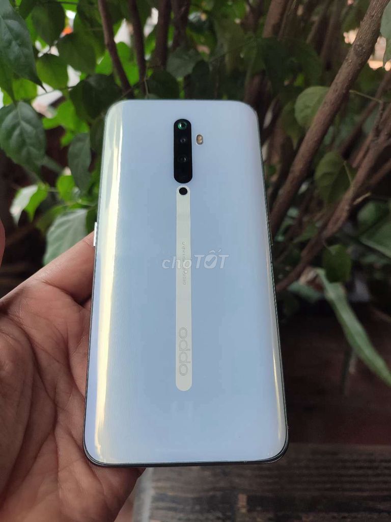 Oppo 2F trắng xinh xắn