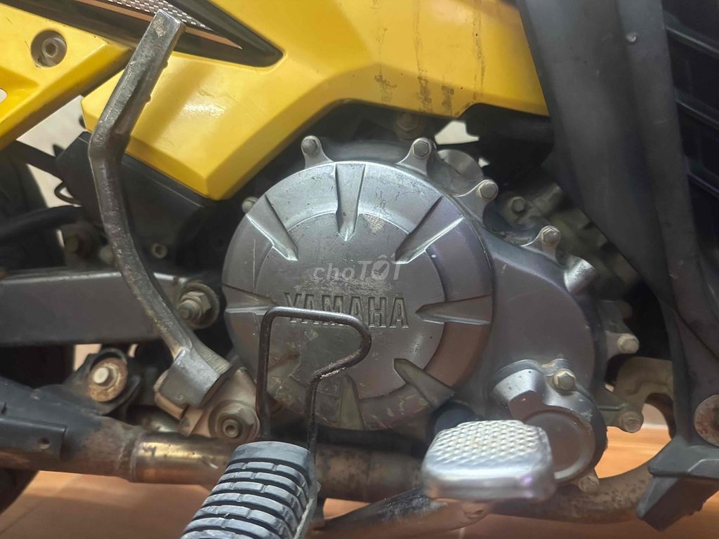 Yamaha Exciter 2014 Vàng-Đen. Mua bán Xe máy tại Quận Hà Đông Hà Nội được đăng bởi a nam  hình 3