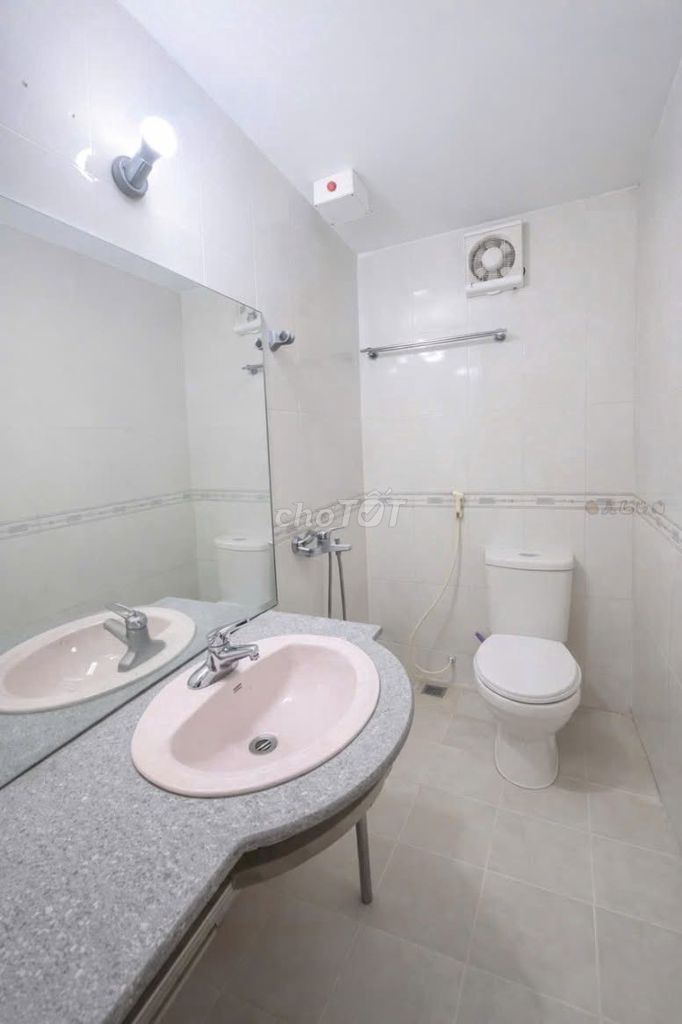 Phòng trọ Đền Lừ 1, Hoàng Mai, giá 2.3tr