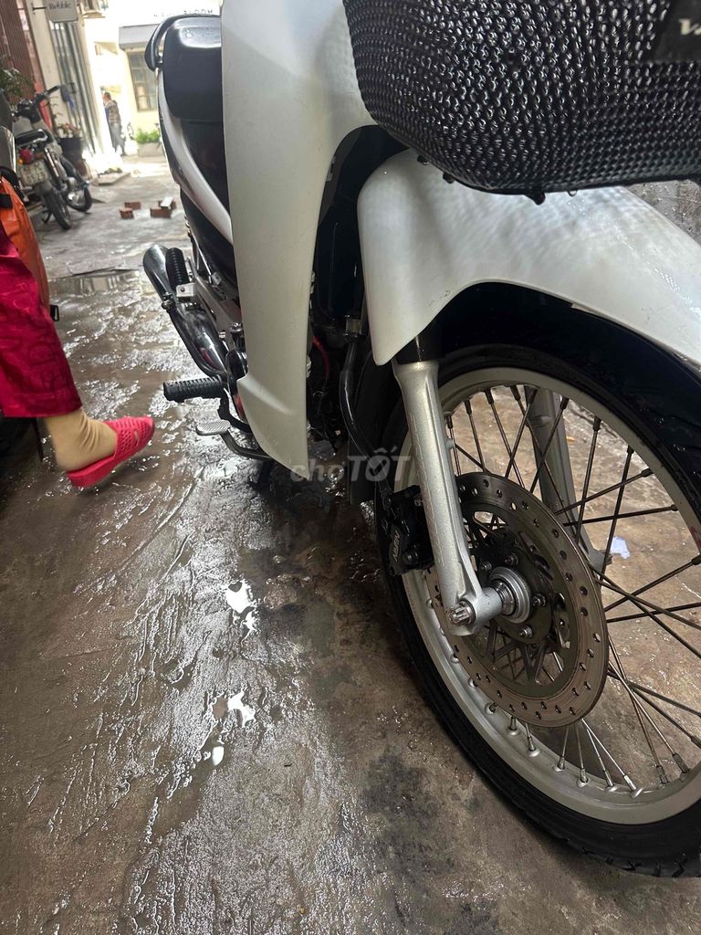 giấy tờ đầy đủ xem xe quận 10. Mua bán Xe máy tại Quận 10 Tp Hồ Chí Minh được đăng bởi Trang Hữu Trí hình 2