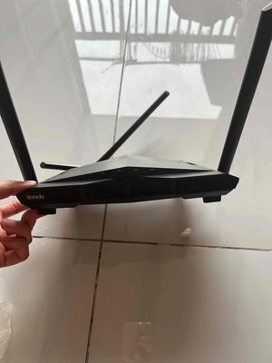 Router Wifi Tenda AC1200. Mua bán Phụ kiện (Màn hình, Chuột...) tại Quận 7 Tp Hồ Chí Minh được đăng bởi Hoang Oanh