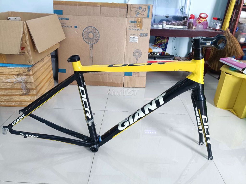 Cần bán sườn Giant OCR 5300 full nhôm.. Mua bán Xe đạp tại Quận Ninh Kiều Cần Thơ được đăng bởi namtran hình 1