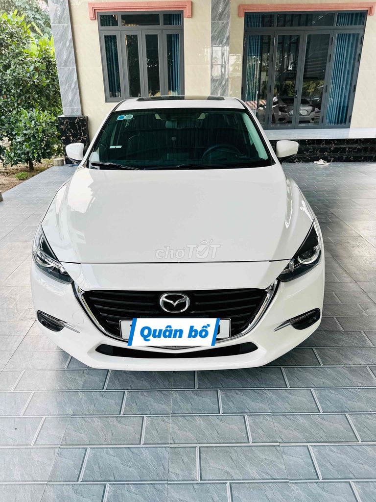 Mazda 3 2017 facelift 1.5 AT Sedan - 39000 km