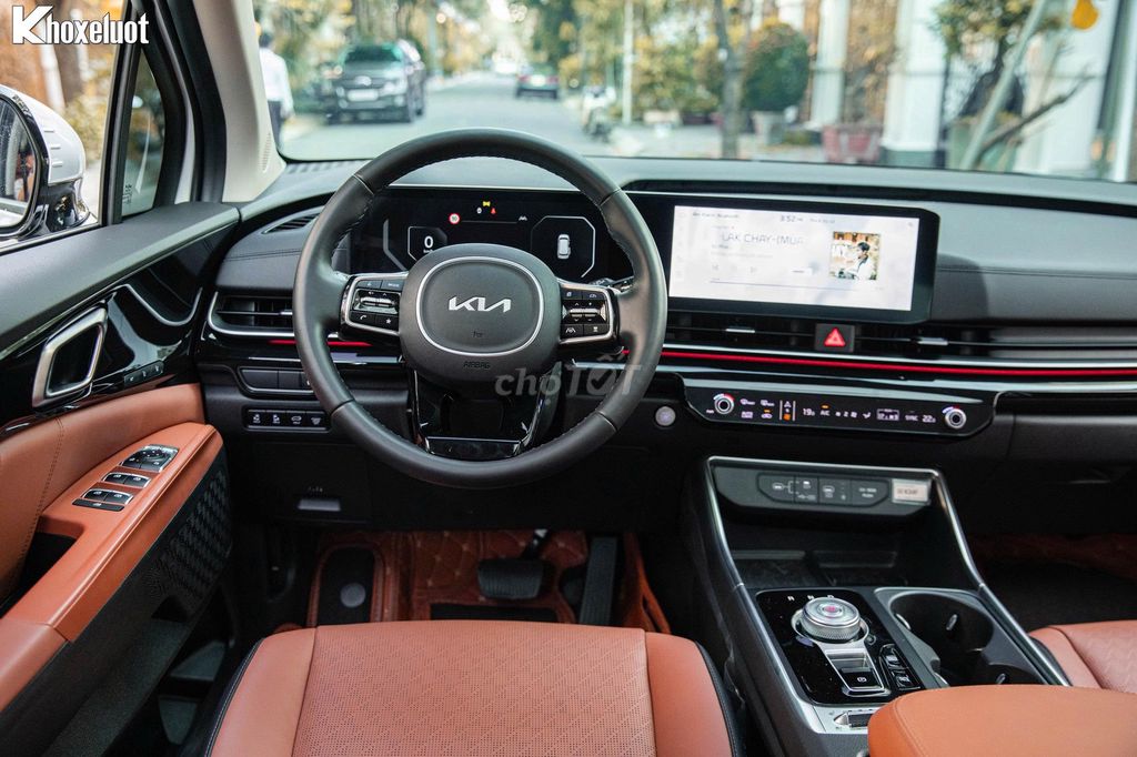 Kia Carnival model 2025 Signature 12000 km Trắng. Mua bán Ô tô tại Quận Gò Vấp Tp Hồ Chí Minh được đăng bởi NGUYỄN MINH VUA XE LƯỚT hình 6