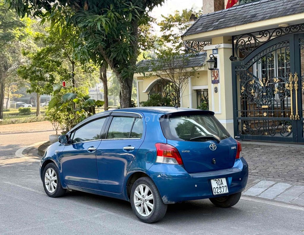 Toyota Yaris 2009 1.3 AT - 110000 km. Mua bán Ô tô tại Quận Long Biên Hà Nội được đăng bởi Thế Anh hình 2
