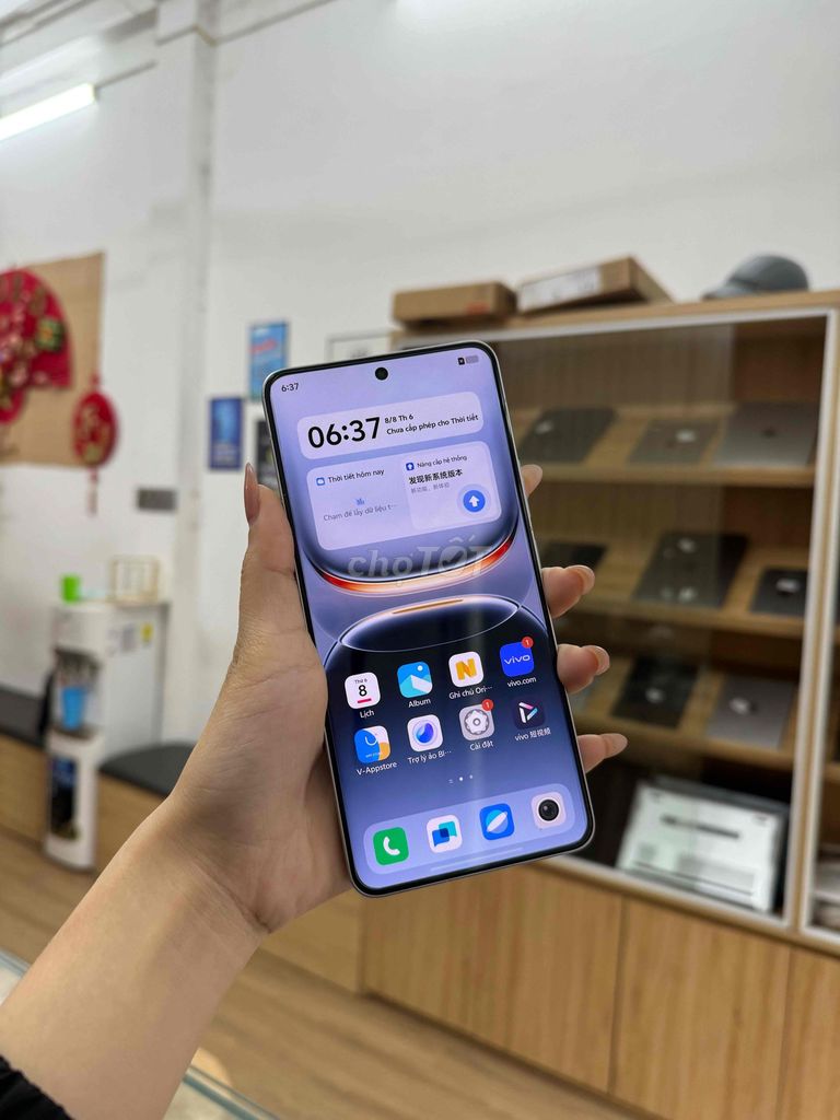 Vivo iQOO 13 - 12/256GB. Mua bán Điện thoại tại Quận Đống Đa Hà Nội được đăng bởi Phương  Lan HN Mobile hình 1