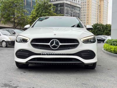 Mercedes Benz C200 Avantgarde 2023 đăng kí 2024. Mua bán Ô tô tại Quận Nam Từ Liêm Hà Nội được đăng bởi Đại lý Toyota Mỹ Đình