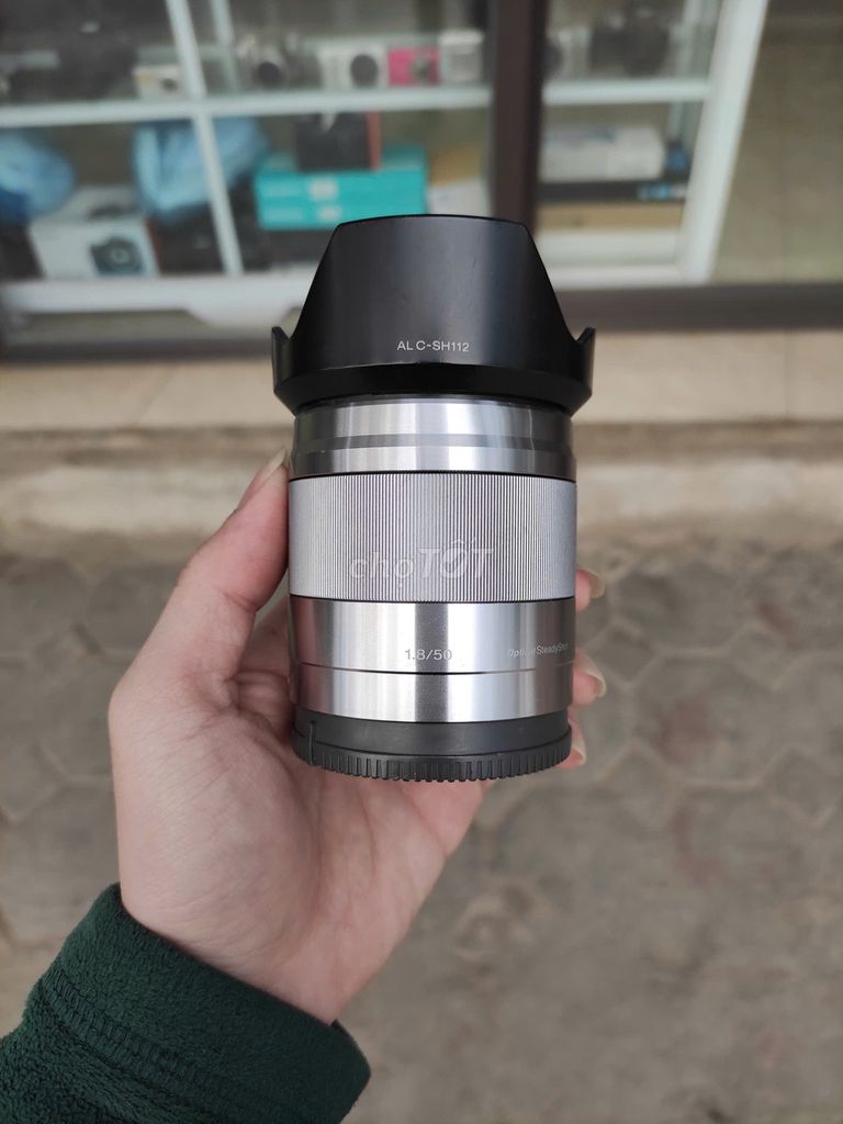 Ống kính Sony E 50mm F1.8. Mua bán Máy ảnh, Máy quay tại Huyện Thường Tín Hà Nội được đăng bởi Thu mua máy ảnh máy tính điện thoại hình 1