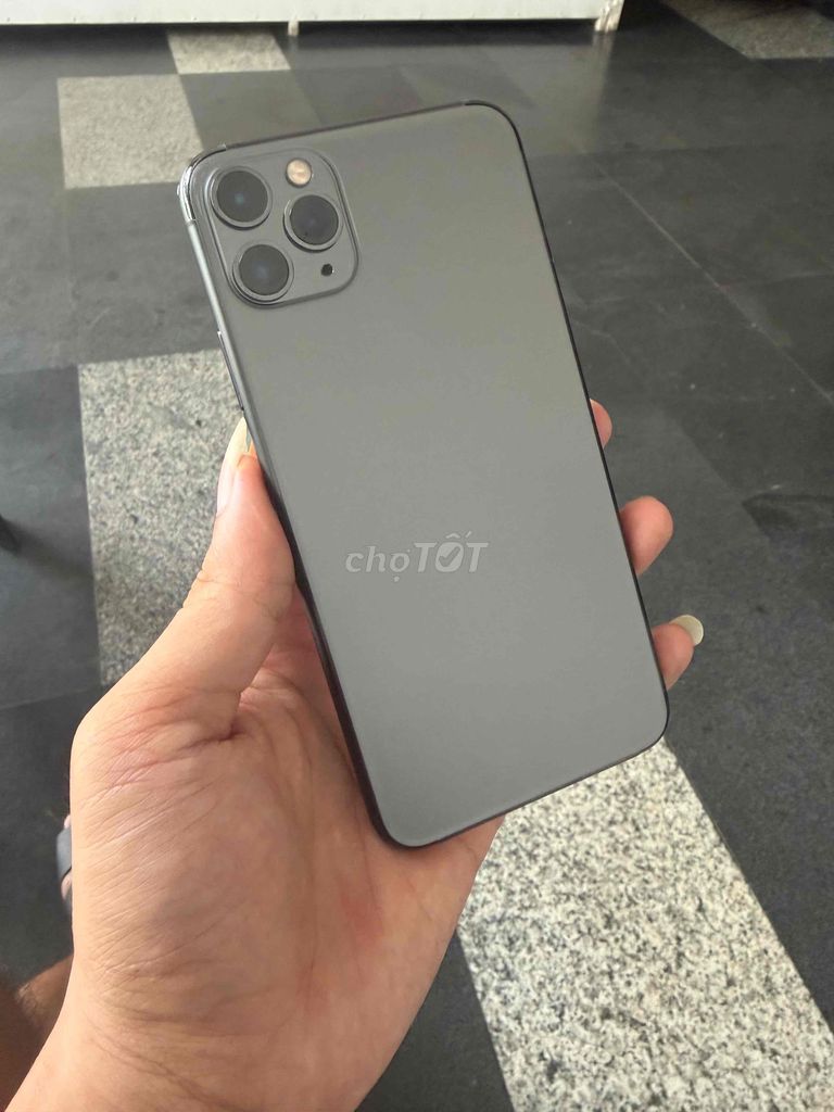 iPhone 11 Pro Max 256GB Xám 99%. Mua bán Điện thoại tại Quận Ninh Kiều Cần Thơ được đăng bởi  VŨ APPLE cần thơ hình 1