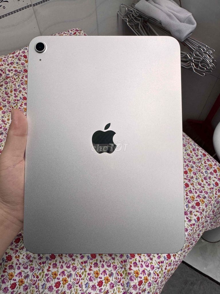 Apple iPad A16 128GB Bạc Như mới. Mua bán Máy tính bảng tại Thị xã La Gi Bình Thuận được đăng bởi Hai Thanh hình 1