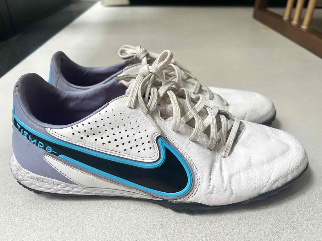 Giày đá bóng Nike Tiempo 9 Pro Trắng size 44. Mua bán Đồ thể thao, Dã ngoại tại Quận Hải Châu Đà Nẵng được đăng bởi CR7 hình 1