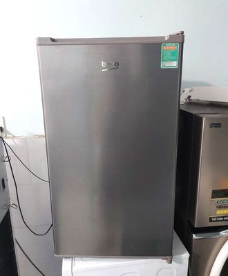 Tủ lạnh beko 95 lít RS9051P còn mới như mới
