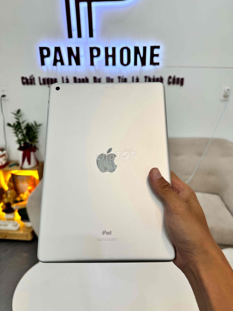 Apple iPad Gen 8 10.2 inch 32GB. Mua bán Máy tính bảng tại Thành phố Huế Thừa Thiên Huế được đăng bởi Pan Phone hình 1