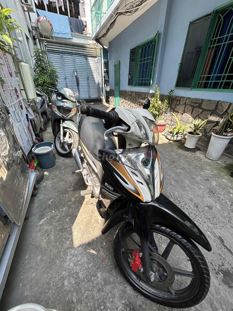 Bán Xe Số Sym Ez110cc. Mua bán Xe máy tại Quận 3 Tp Hồ Chí Minh được đăng bởi Long Cao hình 5