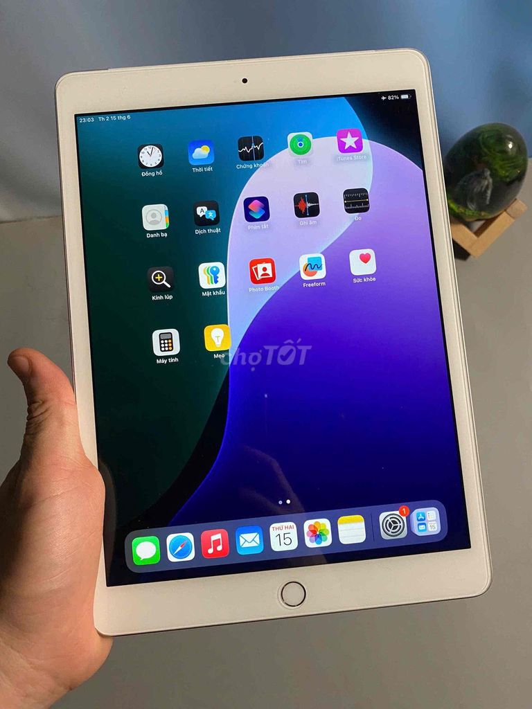 Apple iPad Gen 8 32GB Sim Bạc. Mua bán Máy tính bảng tại Huyện Hoài Đức Hà Nội được đăng bởi Trương Mạnh Hùng hình 1