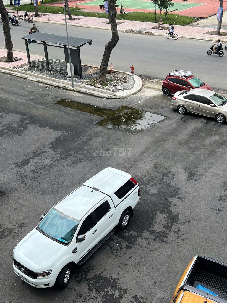 Ford Ranger 2022 Trắng 42.000 km. Mua bán Ô tô tại Quận Bình Tân Tp Hồ Chí Minh được đăng bởi IVANKA hình 3