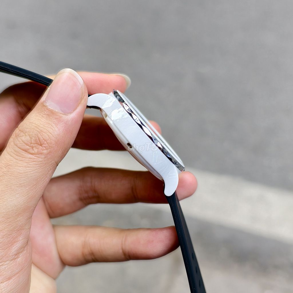 Đồng hồ thông minh GT3 Pro Gốm Trắng 43mm. Mua bán Thiết bị đeo thông minh tại Quận Hai Bà Trưng Hà Nội được đăng bởi mr bắc hình 1