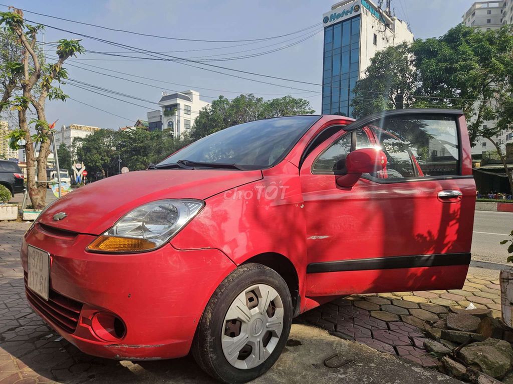 Chevrolet spark lite 2015 màu đỏ , lh:***. Mua bán Ô tô tại Thành phố Vinh Nghệ An được đăng bởi Quang Tran Van hình 3