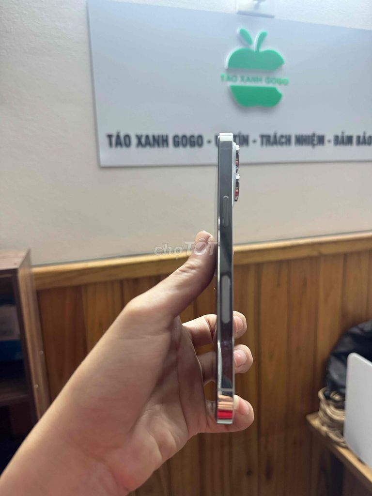 Apple iPhone 14 Pro Max 256GB Trắng. Mua bán Điện thoại tại Quận Ngũ Hành Sơn Đà Nẵng được đăng bởi Nguyễn Hữu Trung hình 1