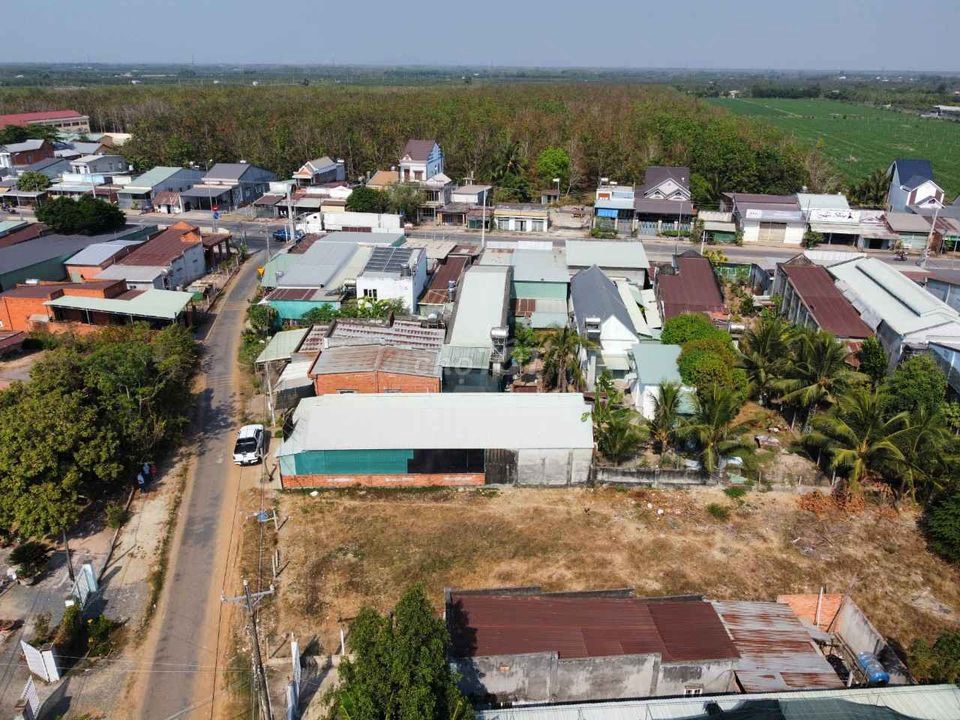 Bán 2 lô đất ( 6x30m) giá 120tr/mn ngay Phước Thạnh, Gò Dầu, Tây Ninh