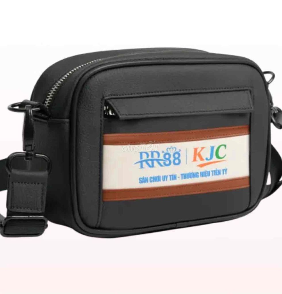 Túi đeo chéo da đen. Mua bán Túi xách tại Huyện Cần Giuộc Long An được đăng bởi NGUYEN MINH TAN hình 1