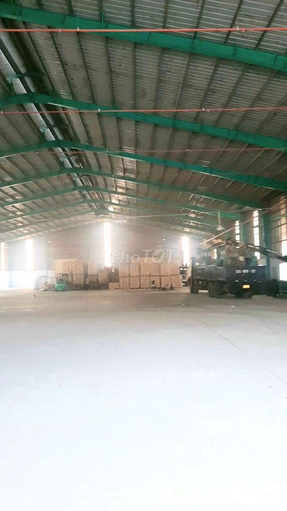 KHO -  XƯỞNG ( 1500M2 ) QUẬN BÌNH TÂN. TPHCM