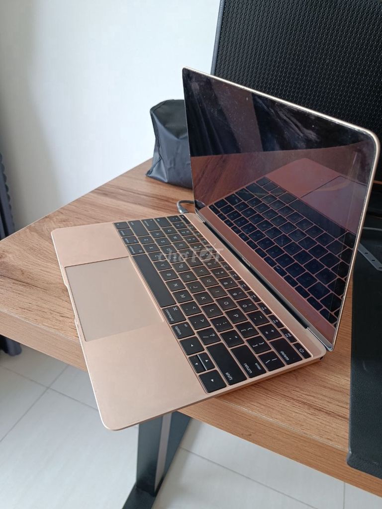 Bán xác macbook 2018, tai nghe airpod1, ipad air1. Mua bán Laptop tại Thành phố Thủ Đức Tp Hồ Chí Minh được đăng bởi Hoang hình 1