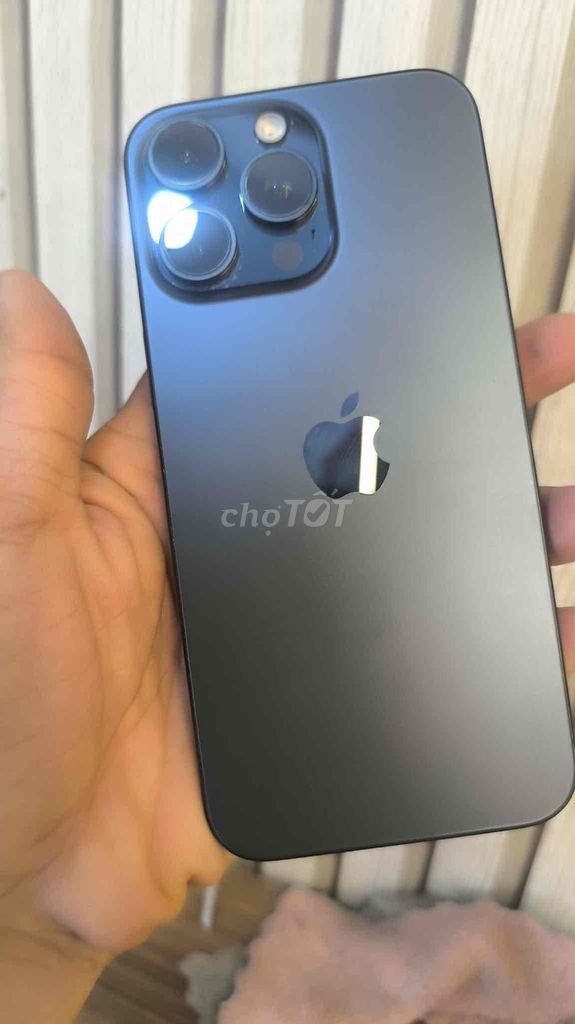 Apple iPhone 15 Pro Max 1TB Đen Quốc tế. Mua bán Điện thoại tại Quận 3 Tp Hồ Chí Minh được đăng bởi Nhân vlog SG hình 1